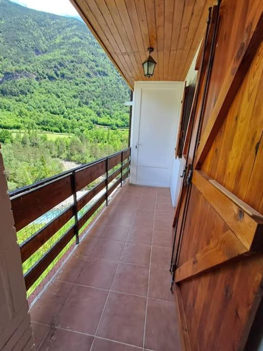 Con Vistas Al Parque Nacional De Ordesa Y Monteperdido Torla
